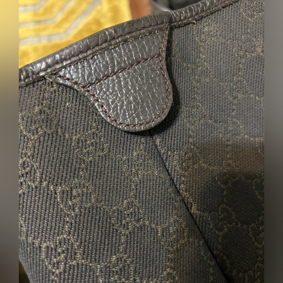 Authentic Gucci Monogram Tote 265696 - Picture 5 of 16